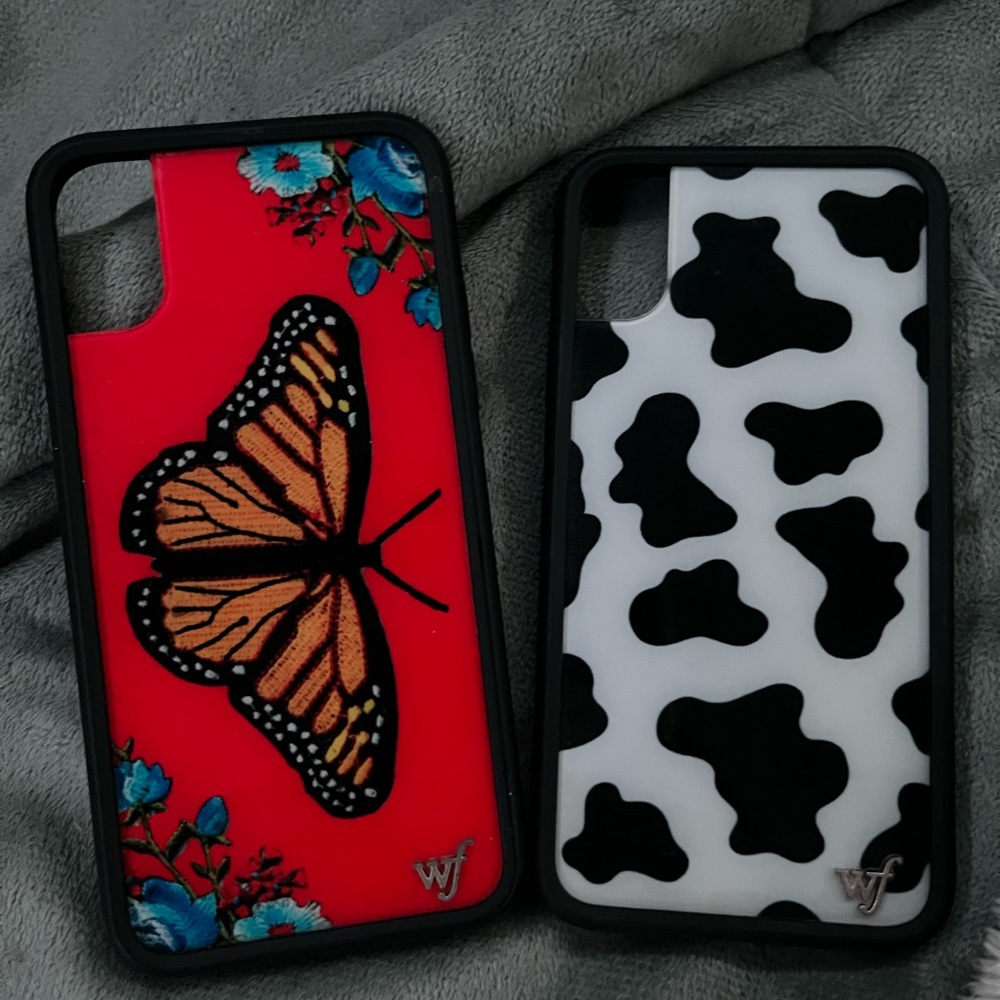 2 wildflower iphone x/xs cases.